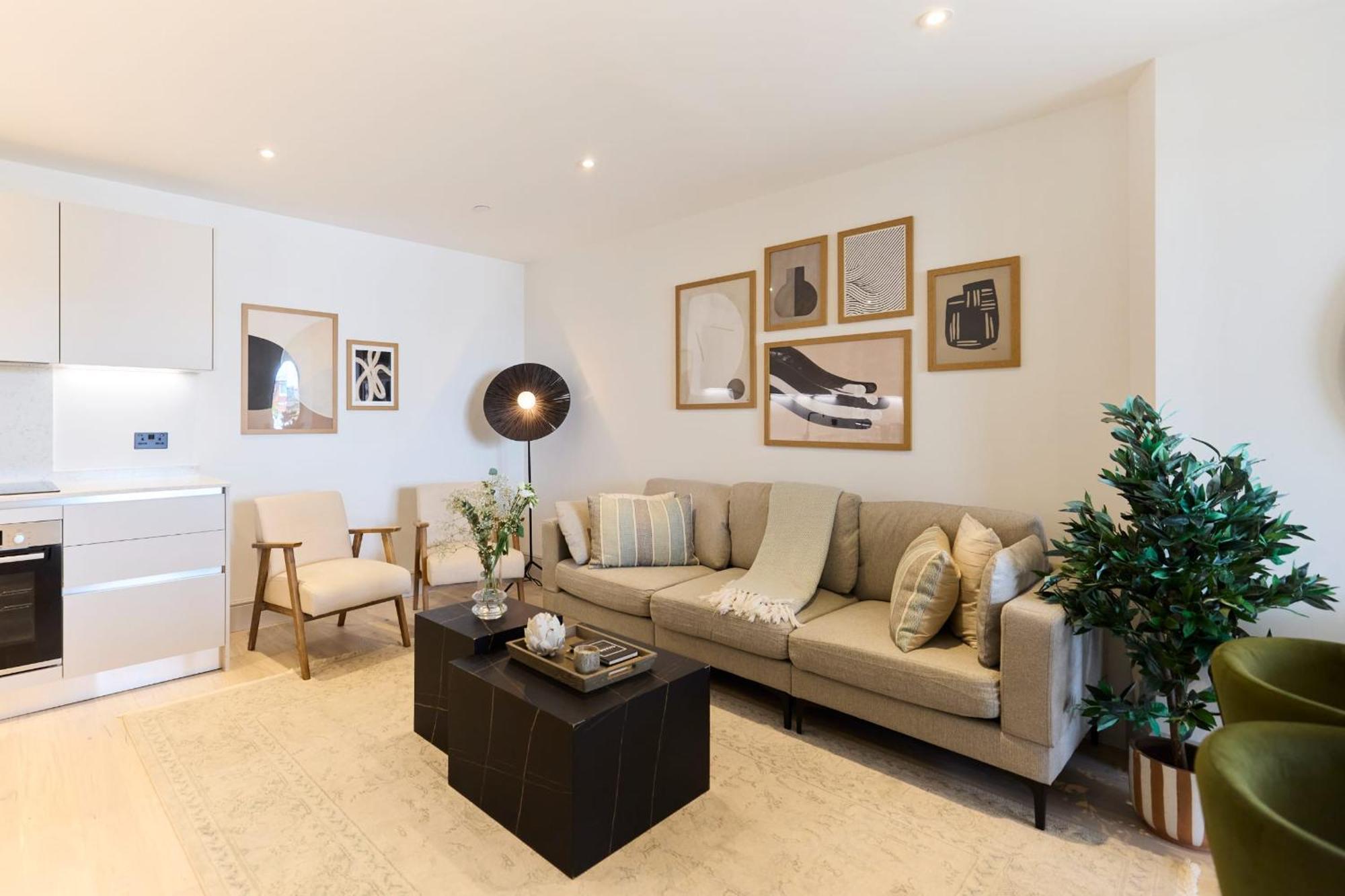 The South Wimbledon Escape - Lovely 3bdr With Balcony Apartamento Londres
